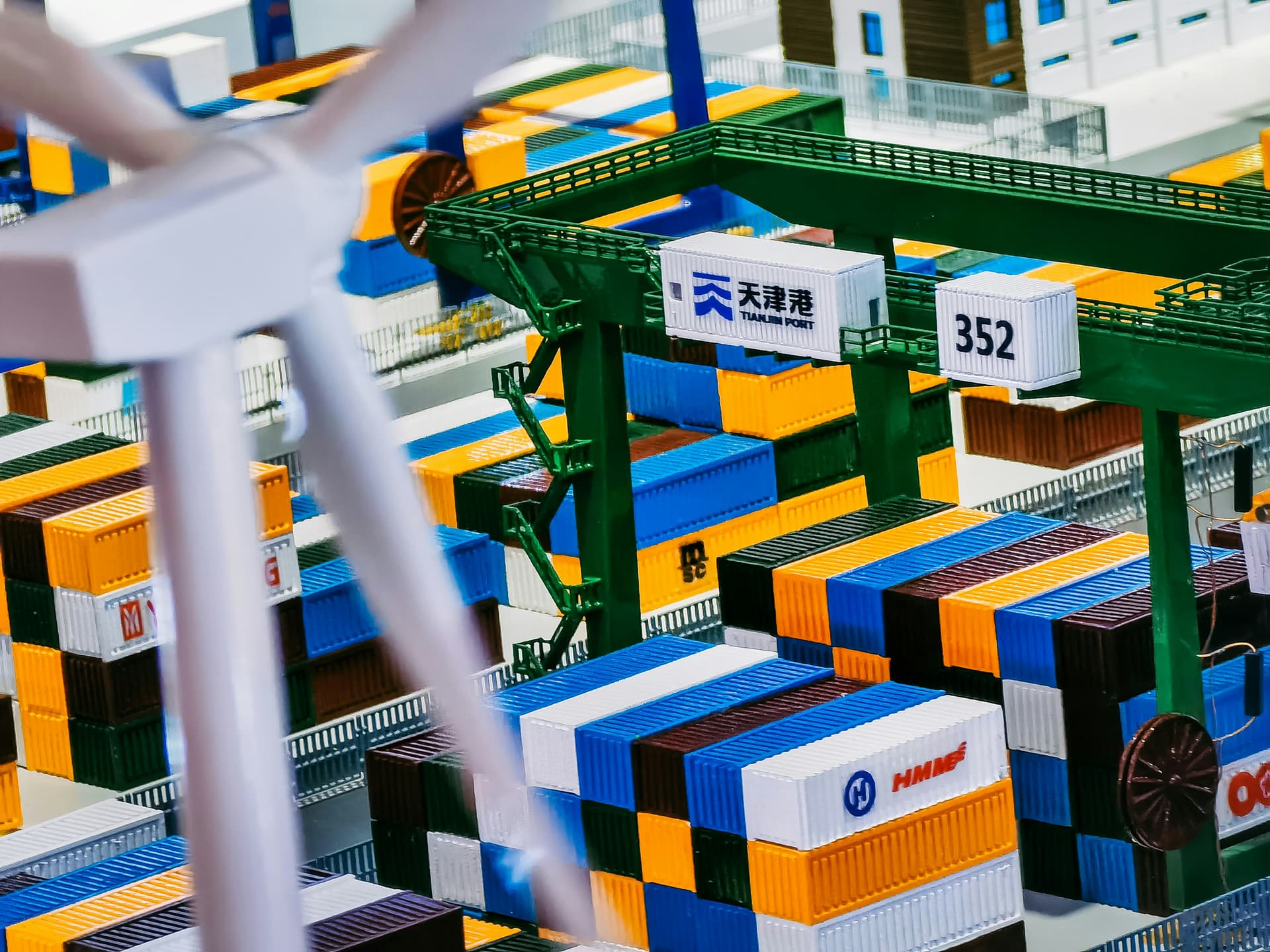 Logistics & Supply Chain